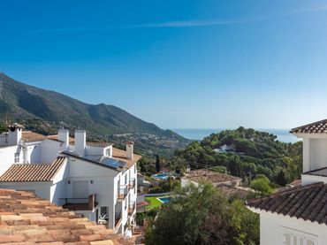 Casa pareada con jardín en venta en Mijas pueblo