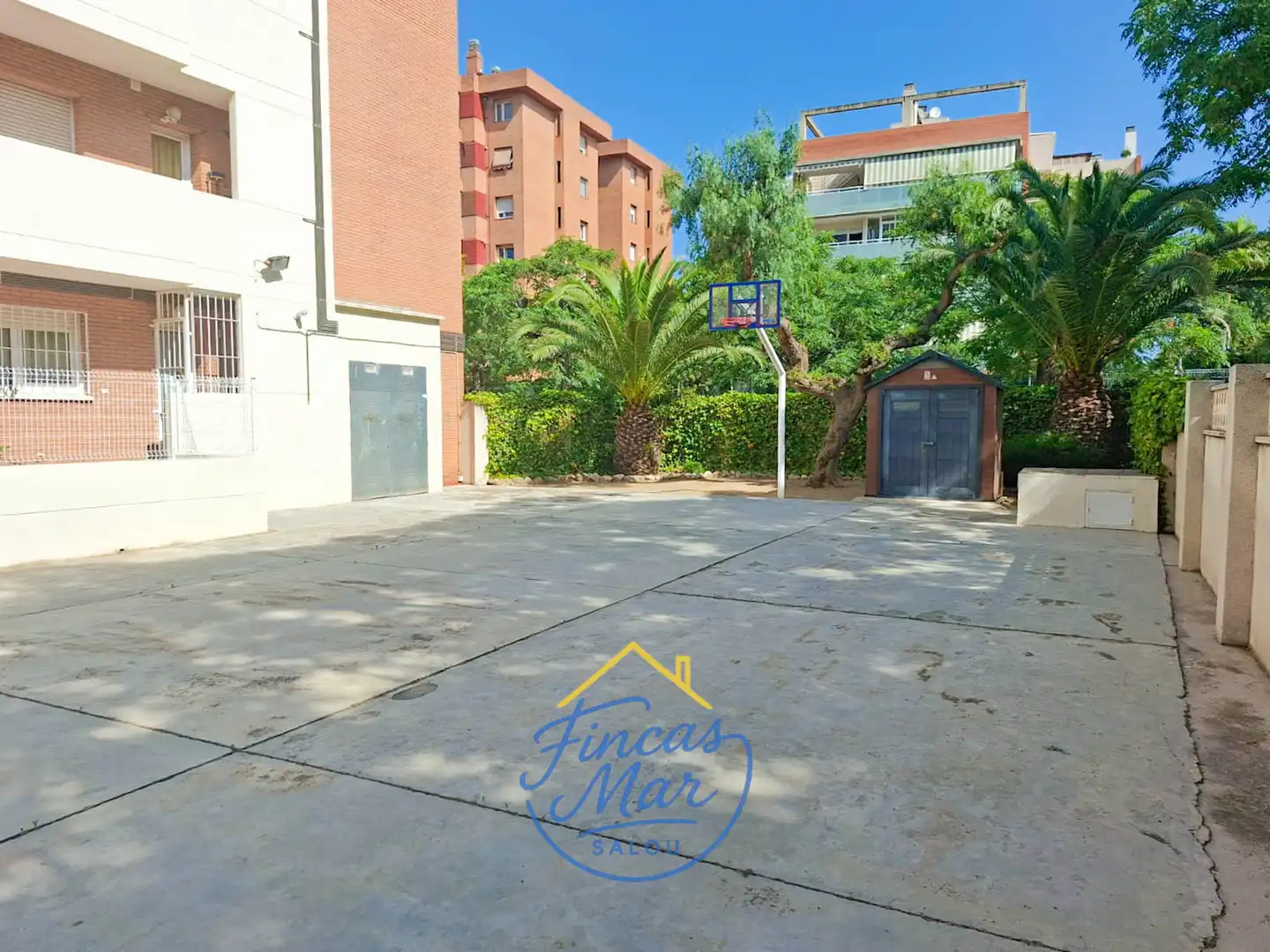 Parking de Piso en venta en Salou con Aire acondicionado, Terraza y Amueblado