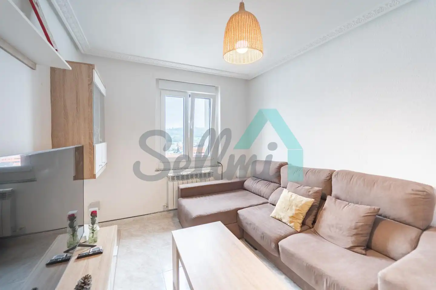 Sala de estar de Piso en venta en Oviedo  con Calefacción