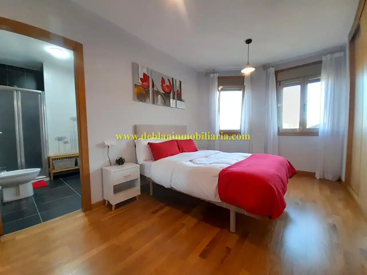 Dormitori de Casa o xalet de lloguer en Tui amb Calefacció, Jardí privat i Terrassa