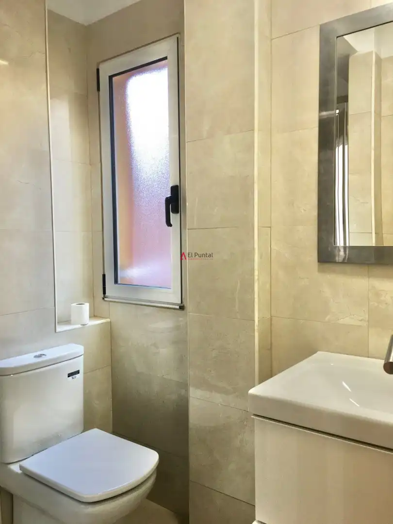 Bany de Pis de lloguer en Santander amb Calefacció, Parquet i Moblat