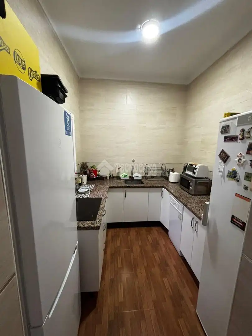 Casa aparellada amb terrassa en venda a Los Palacios y Villafranca, imagen 14