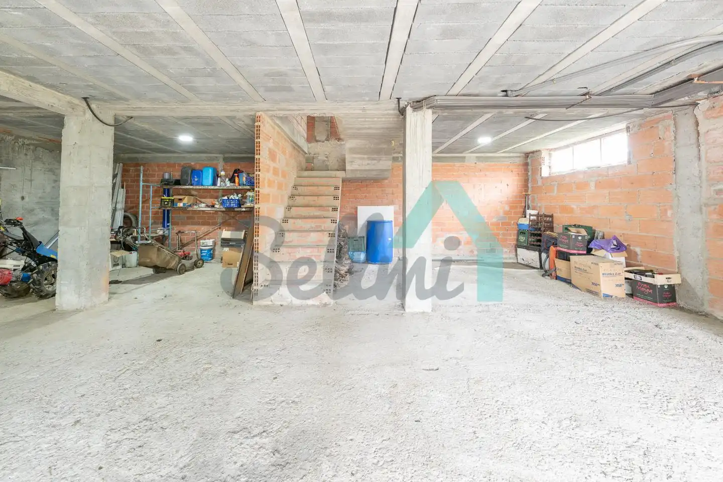 Casa adosada en venta en El Franco  con Calefacción, Jardín privado y Parquet