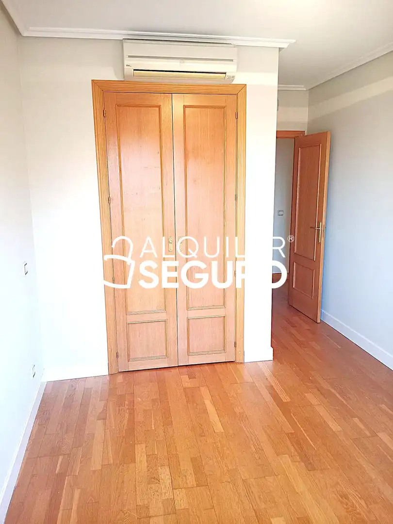 Flat with pool to rent in Manuel Azaña, imagen 14
