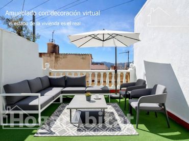 Casa con balcone in vendita a Calle CONDESA URGEL