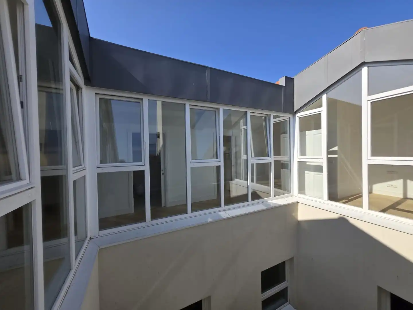 Vista exterior de Ático en venta en Vigo  con Calefacción y Terraza