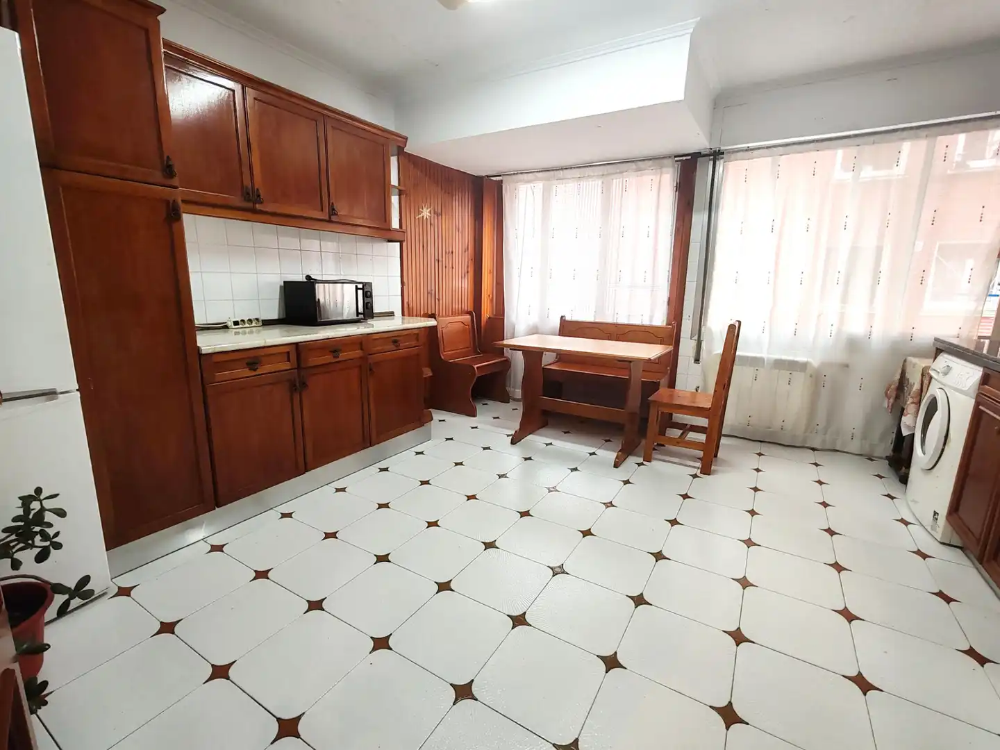 Cocina de Piso en venta en Bilbao  con Calefacción, Amueblado y Horno