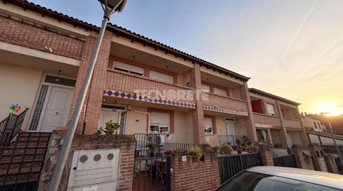 Foto 2 de Casa adosada en venta en Aldeanueva de Barbarroya, Toledo