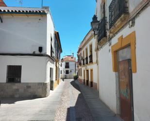 Vista exterior de Residencial en venda en  Córdoba Capital