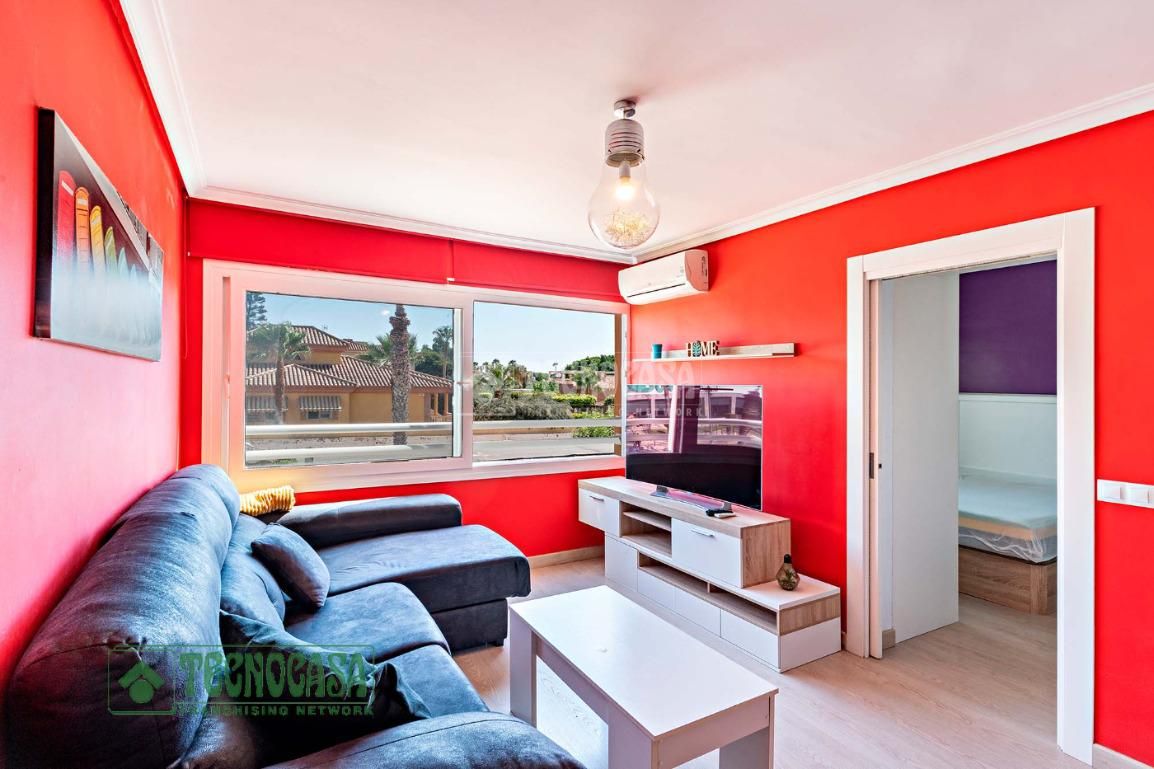 Sala de estar de Piso en venta en Roquetas de Mar