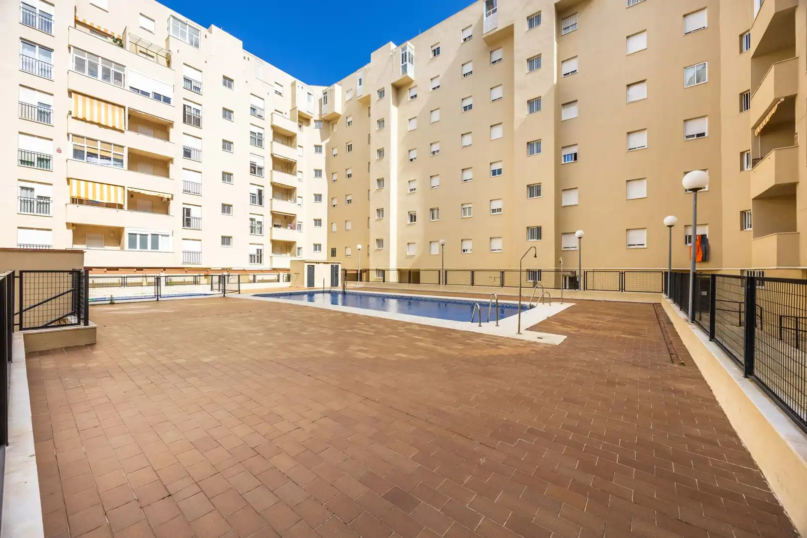 Swimming pool of Apartments for sale in Algeciras  with Air Conditioner, Heating and Terrace