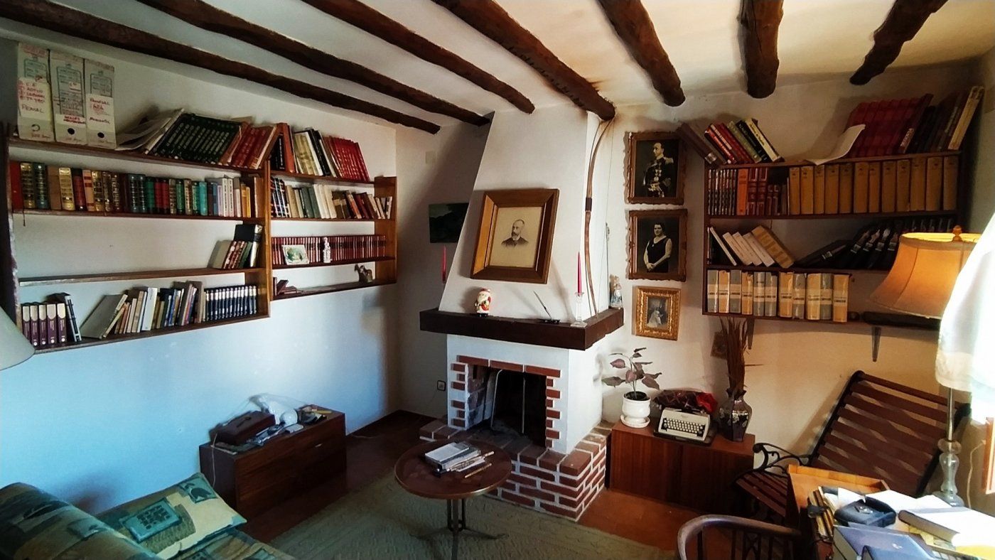 Wohnzimmer von Country house zum verkauf in Barrax mit Heizung, Privatgarten und Terrasse