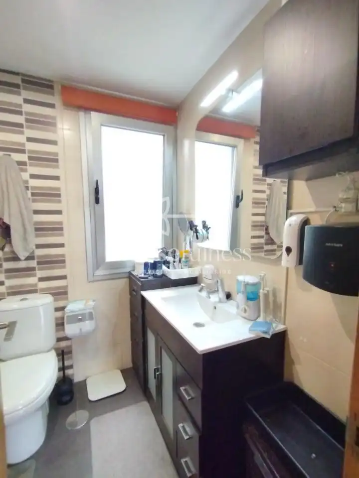 Badezimmer von Wohnung zum Verkauf in Ferrol mit Heizung, Abstellraum und Möbliert