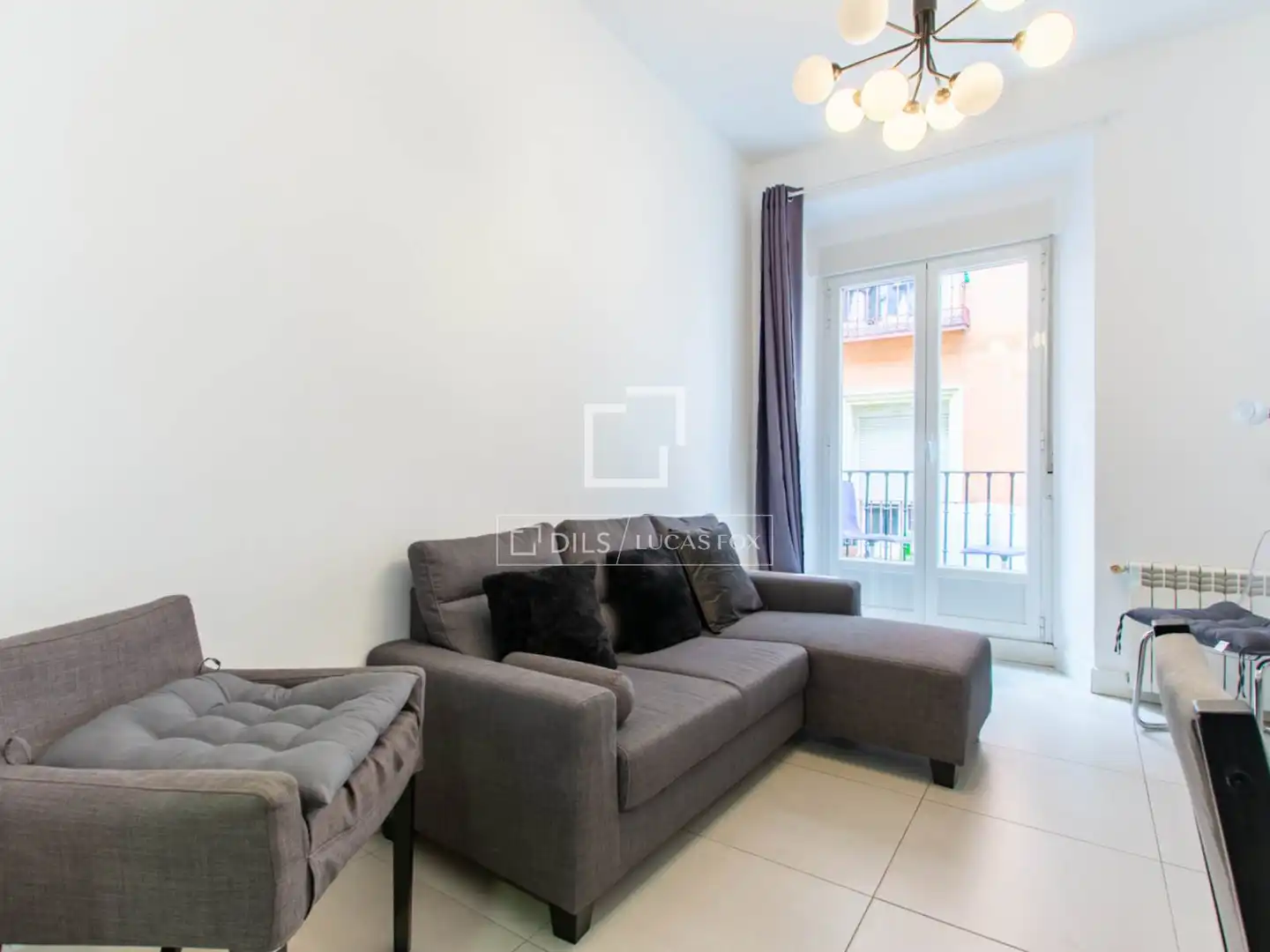 Living room of Flat for rent in Alcalá de Guadaira  with Air Conditioner, Heating and Furnished