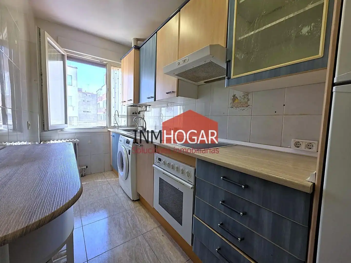 Cocina de Piso en venta en Ávila con Calefacción, Parquet y Balcón
