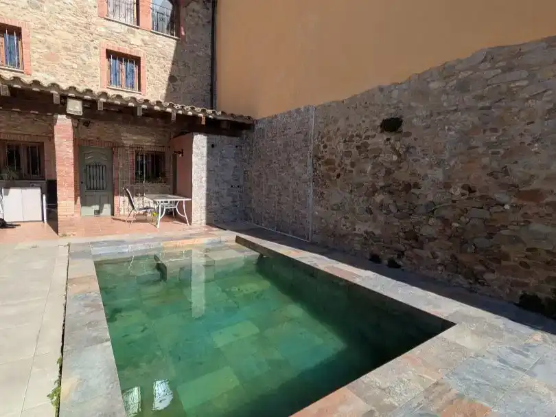 Piscina de Casa adosada en venta en Bescanó con Jardín privado, Trastero y Piscina