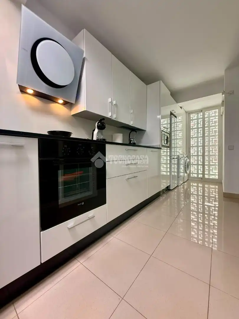 Kitchen of Flat for sale in Madrid  with Air Conditioner, Heating and Storage room