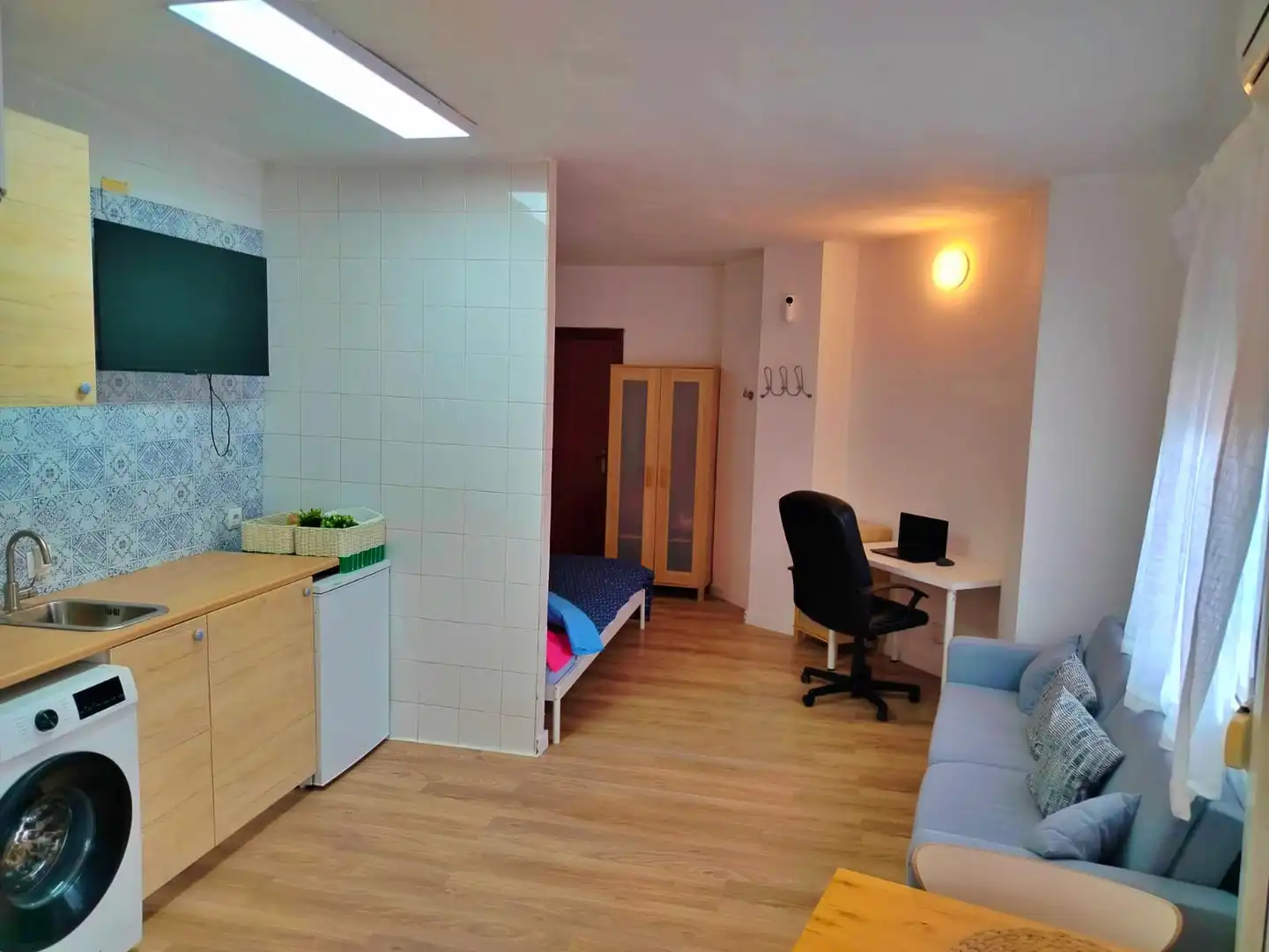Bedroom of Study for sale in L'Hospitalet de Llobregat  with Air Conditioner, Furnished and Washing machine