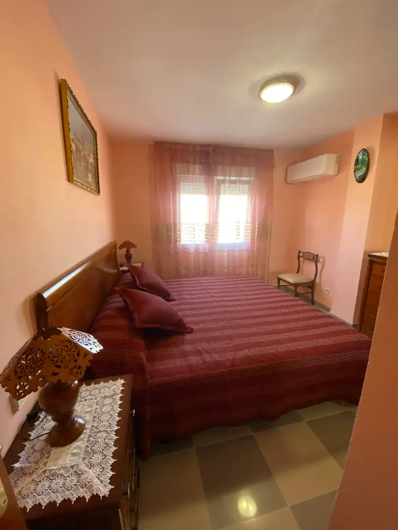 Schlafzimmer von Wohnung zur Miete in Málaga mit Klimaanlage, Terrasse und Möbliert