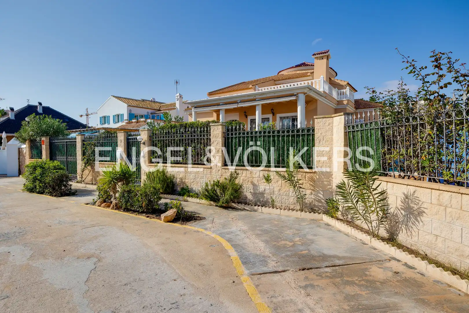 Vista exterior de Finca rústica en venta en Torrevieja con Aire acondicionado, Calefacción y Jardín privado