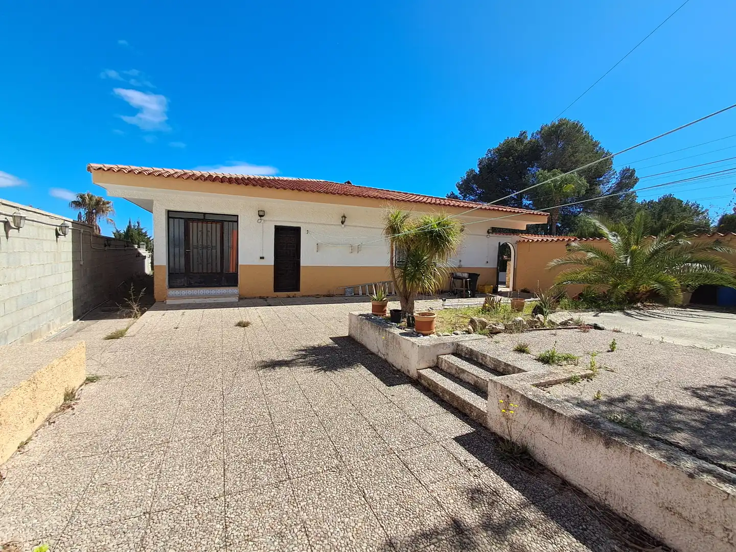 Vista exterior de Casa o chalet en venta en La Nucia con Jardín privado, Terraza y Horno