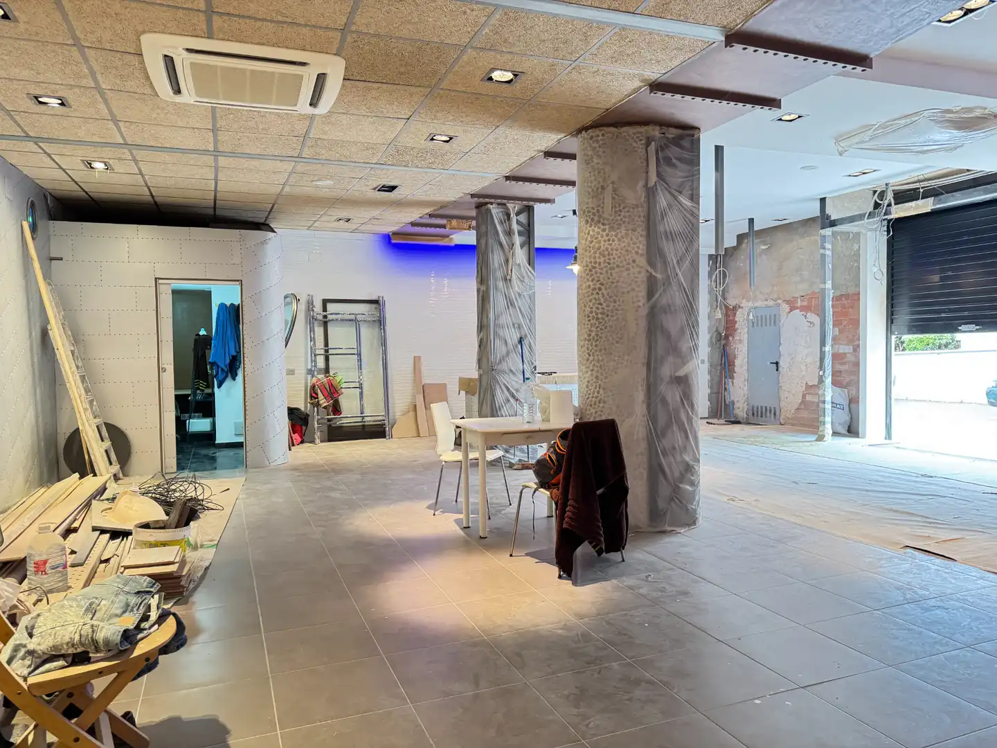 Commercial properties for sale in Corvera de Asturias  with Air Conditioner and Heating