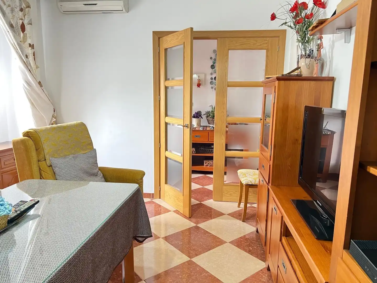 Sala d'estar de Casa o xalet en venda en Antequera amb Aire condicionat, Calefacció i Terrassa