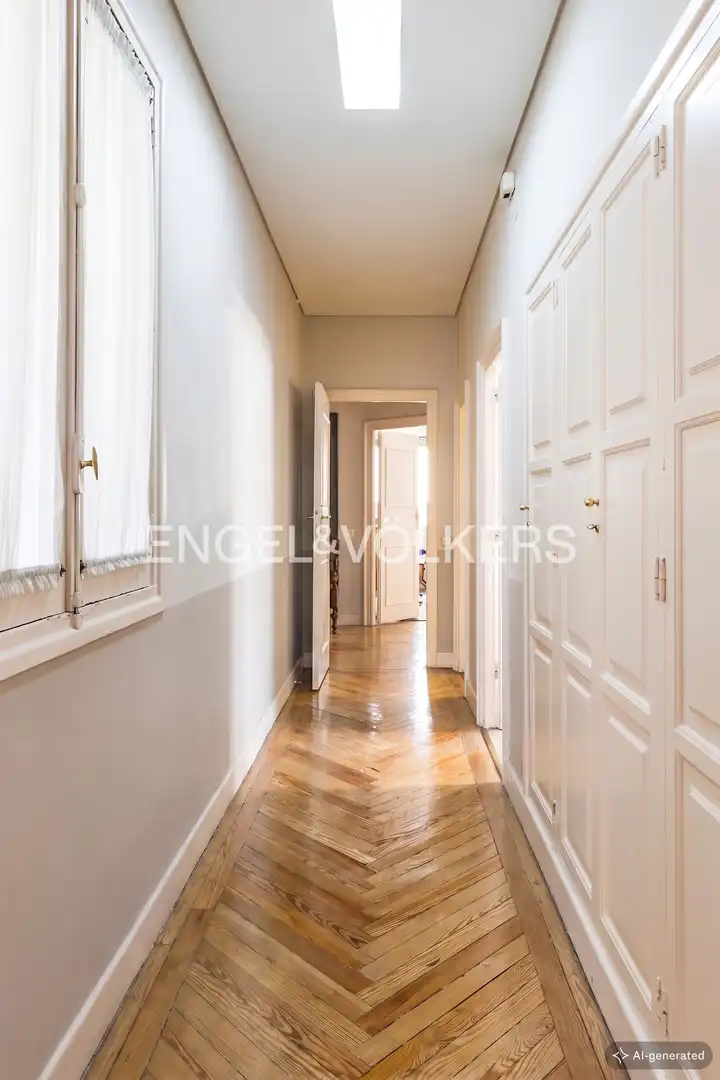 Flat for sale in Madrid  with Air Conditioner, Heating and Storage room