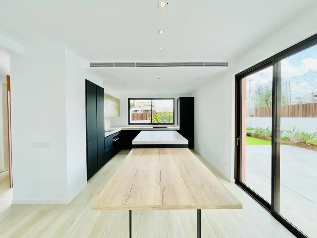 Kitchen of Houses for sale in Santa Eulària des Riu  with Air Conditioner, Heating and Private garden