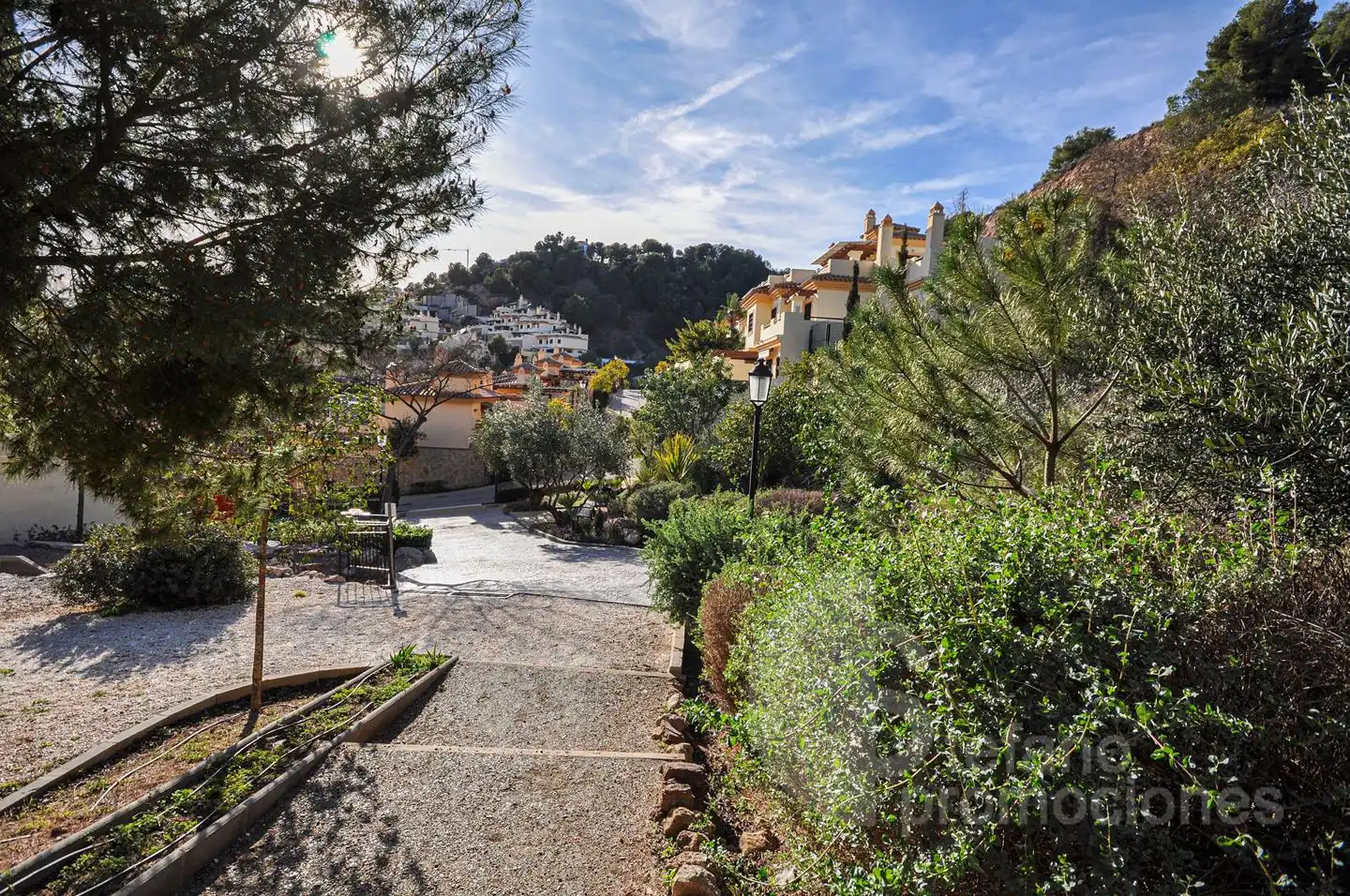 Vista exterior de Casa adosada en venda en Málaga amb Aire condicionat, Jardí privat i Terrassa
