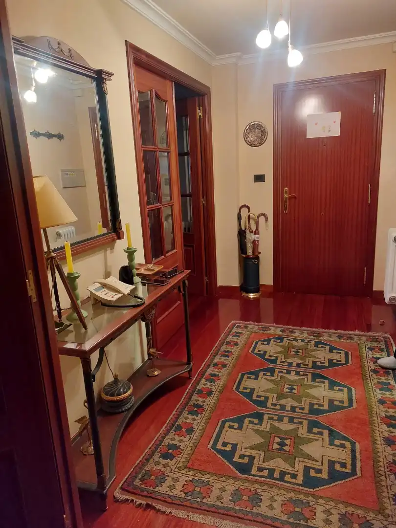 Piso en venta en Pontevedra Capital  con Calefacción, Parquet y Trastero