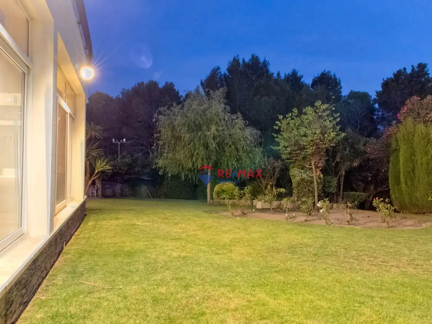 Jardí de Casa o xalet en venda en Roses amb Aire condicionat, Jardí privat i Terrassa
