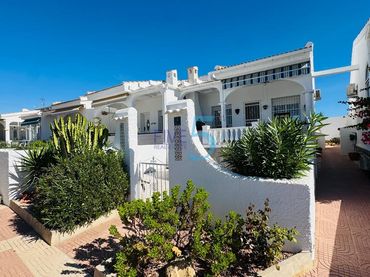 Bungalow with pool for sale in Ciudad Quesada
