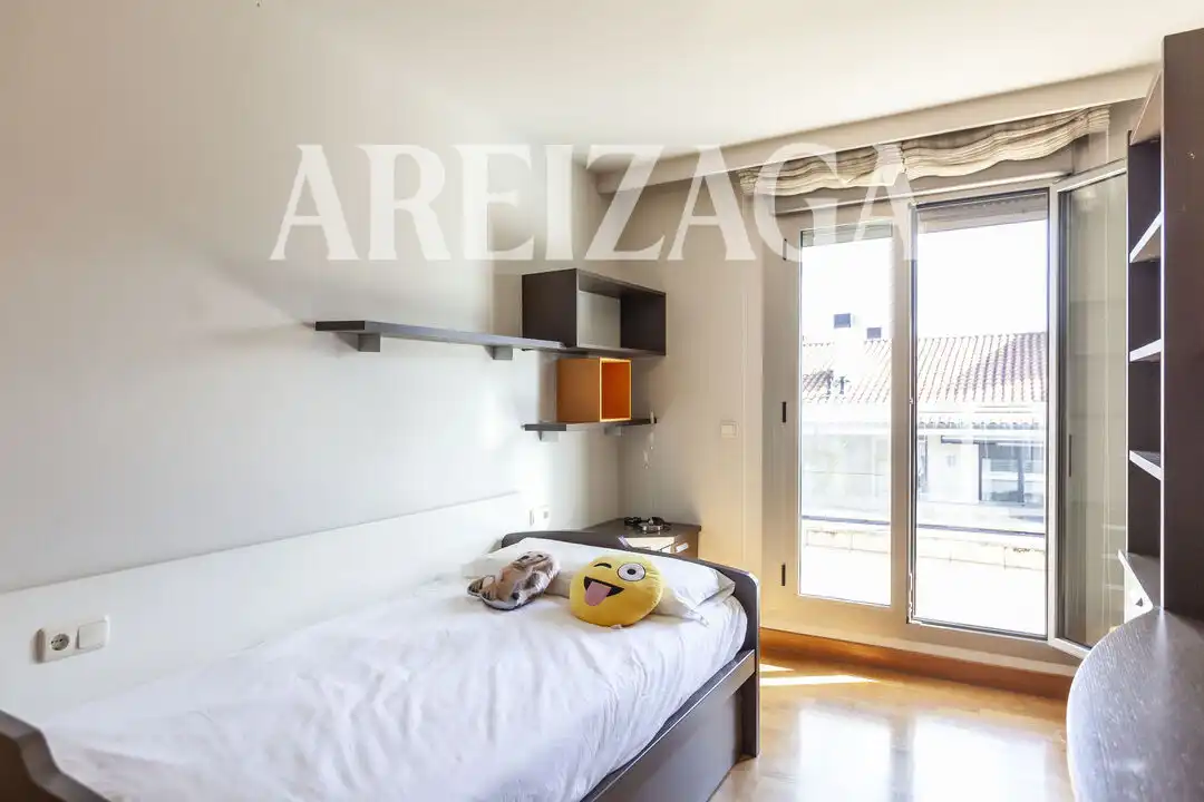 Schlafzimmer von Wohnung zum Verkauf in Donostia - San Sebastián  mit Heizung, Terrasse und Balkon