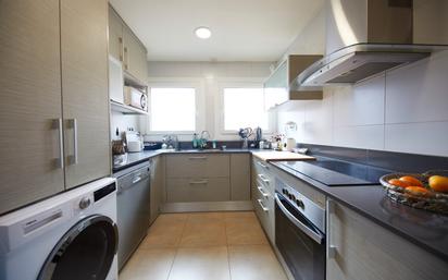 Kitchen of Flat for sale in Vilanova i la Geltrú  with Heating and Parquet flooring