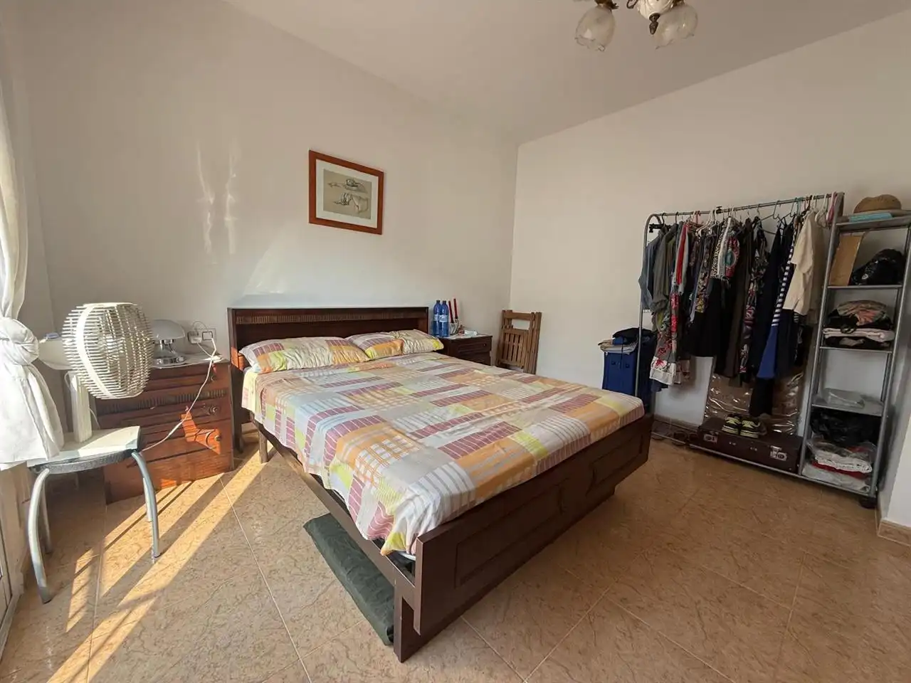 Schlafzimmer von Einfamilien-Reihenhaus zum Verkauf in Taberno mit Möbliert