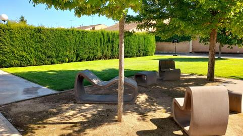 Foto 4 de Casa adosada en venda a Golmés, Lleida
