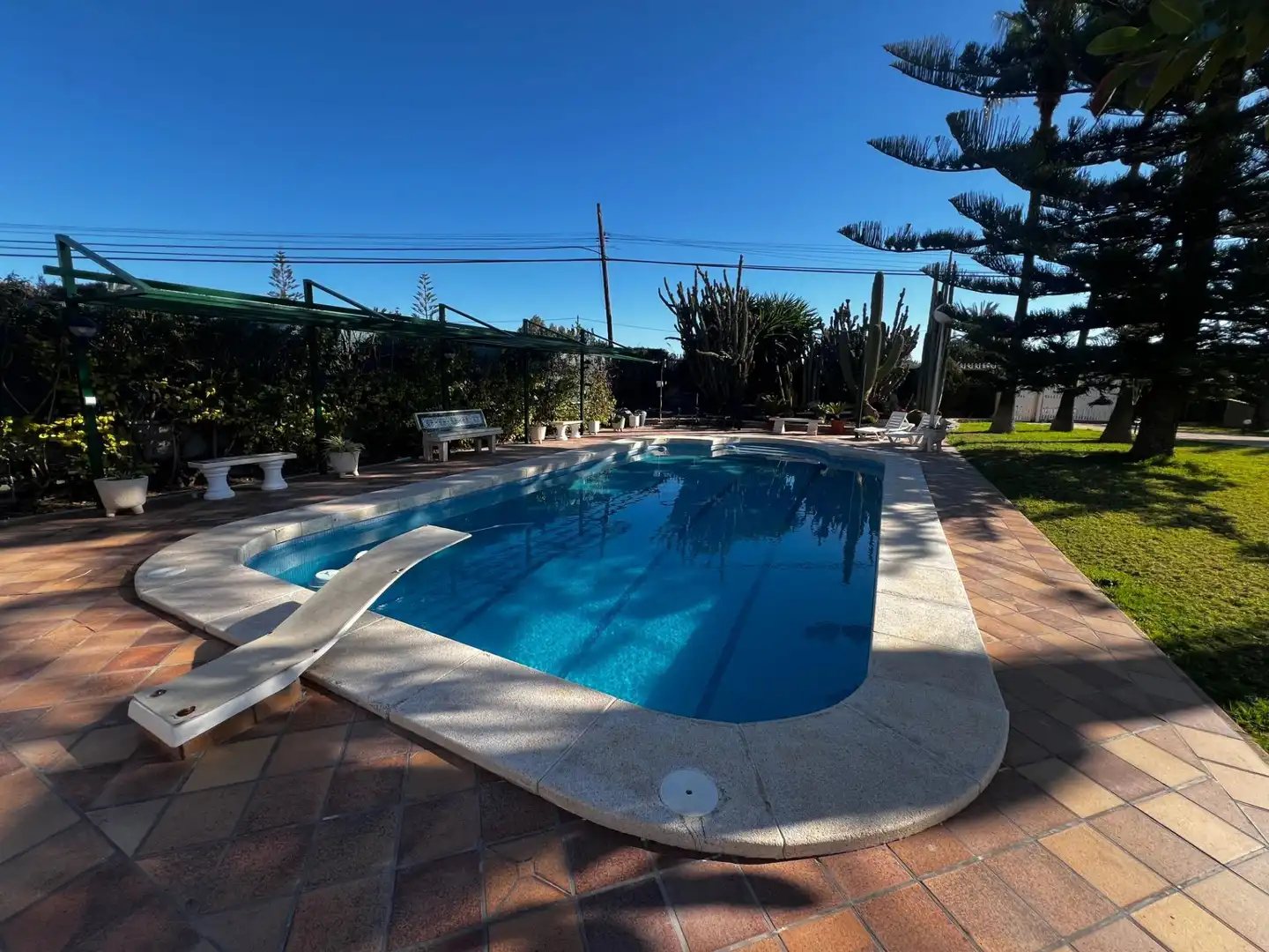 Chalet con piscina en venta en Las Bayas, imagen 2