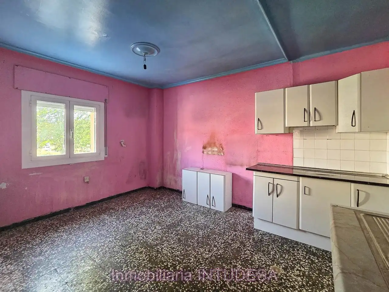 Küche von Wohnung zum Verkauf in Tudela mit Heizung und Terrasse