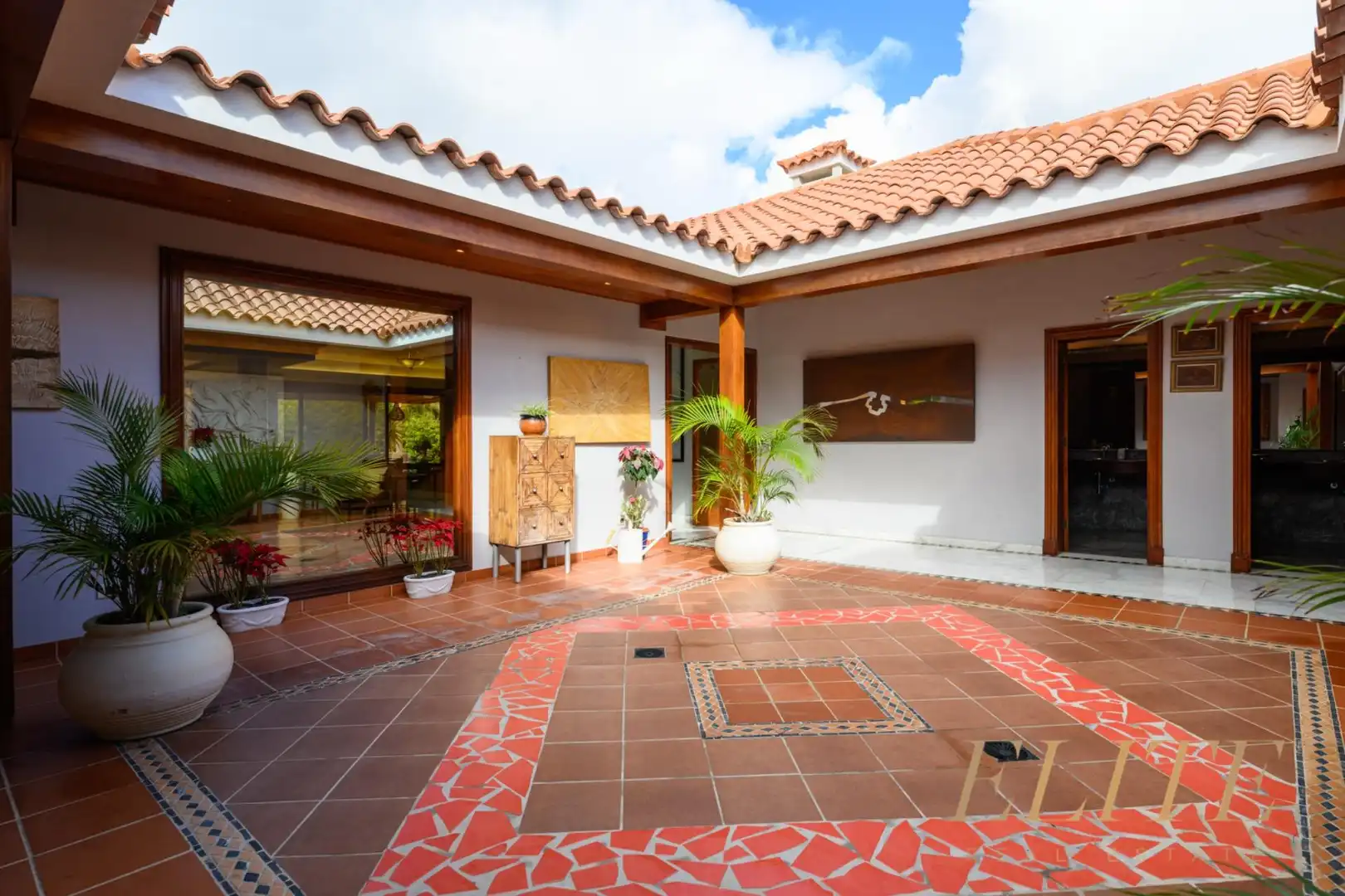 Casa o xalet en venda en San Bartolomé de Tirajana amb Jardí privat, Terrassa i Piscina
