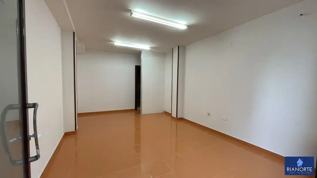 Business premises to rent in Calle Altamira Baja, imagen 2
