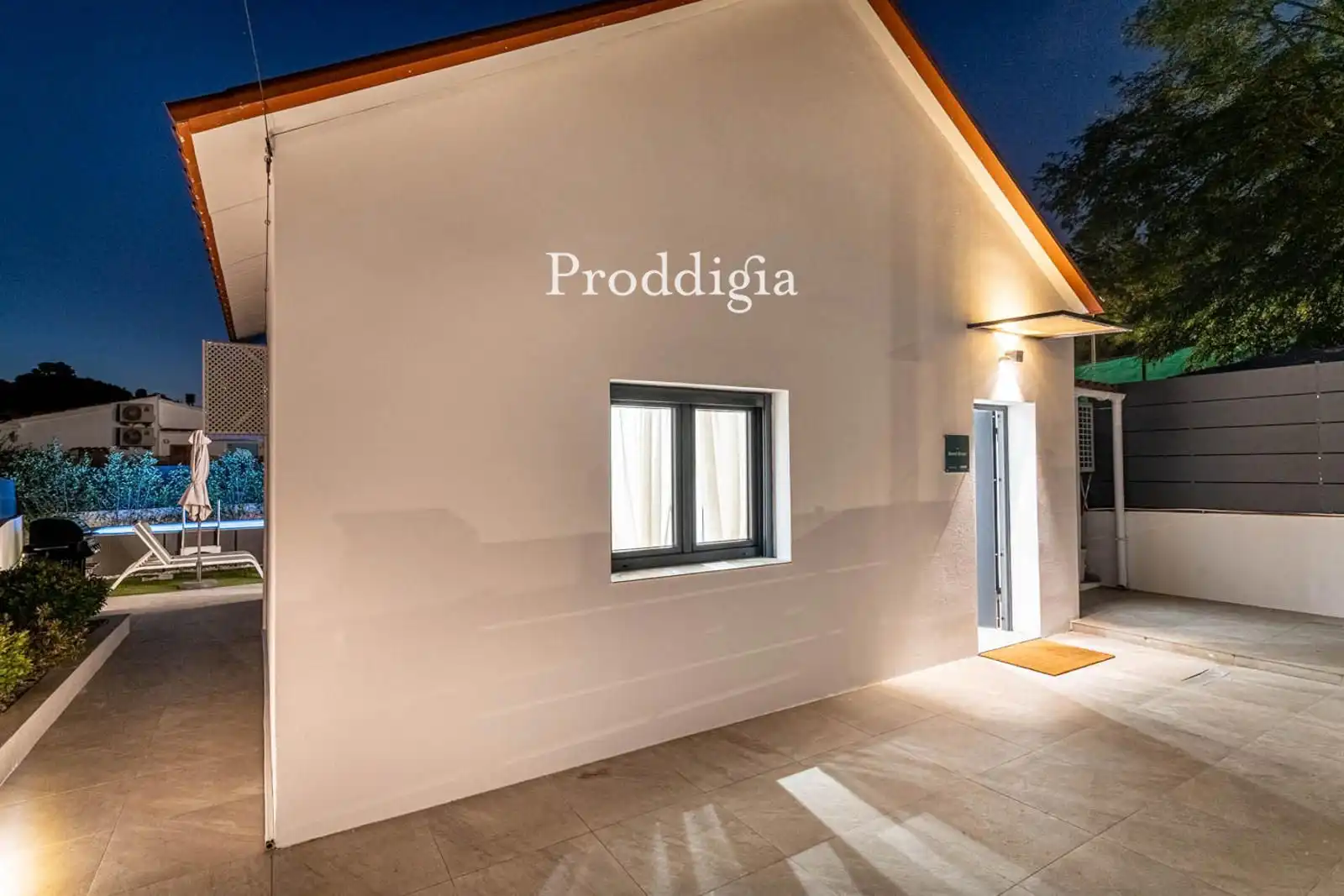 Exterior view of Houses for rent in Sant Cugat del Vallès  with Air Conditioner, Storage room and Swimming Pool
