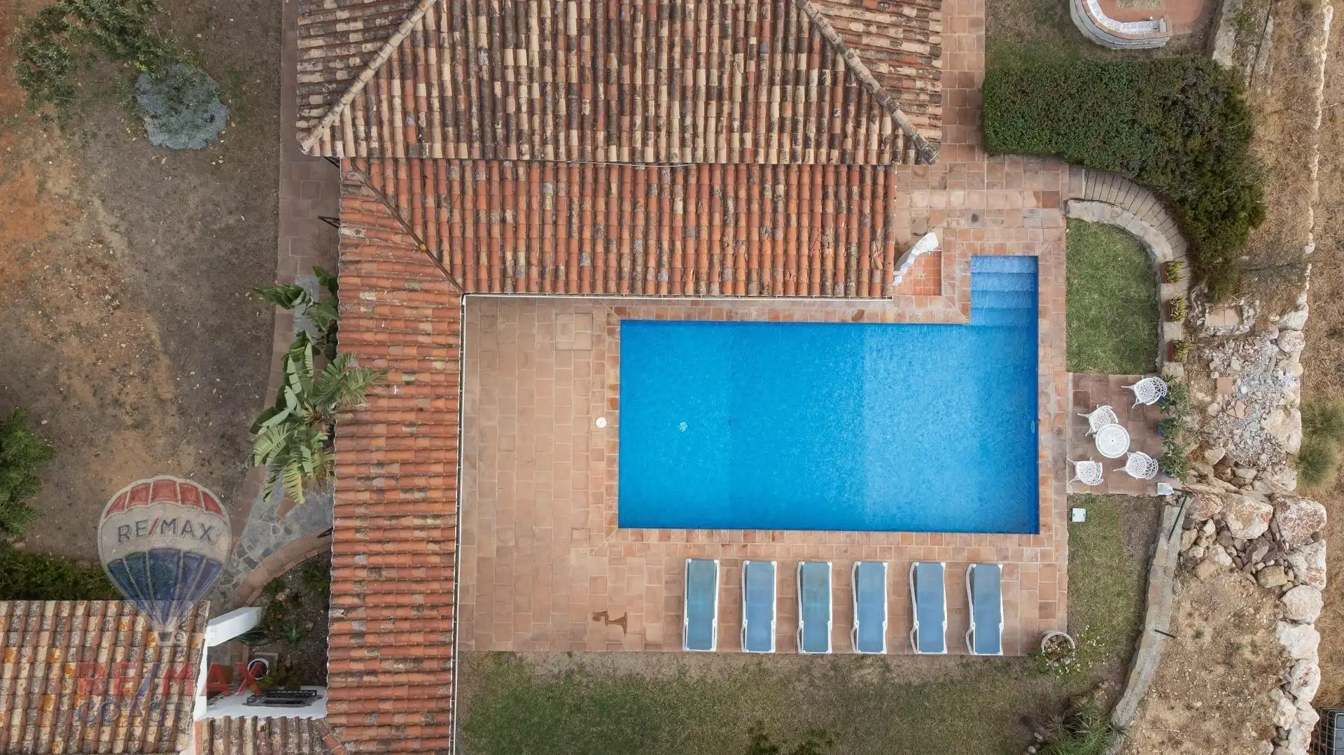 Piscina de Casa o xalet en venda en Alhaurín de la Torre amb Aire condicionat, Jardí privat i Terrassa