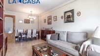 Living room of Flat for sale in  Madrid Capital  with Heating and Storage room