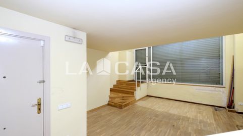 LOCAL, imagen 2