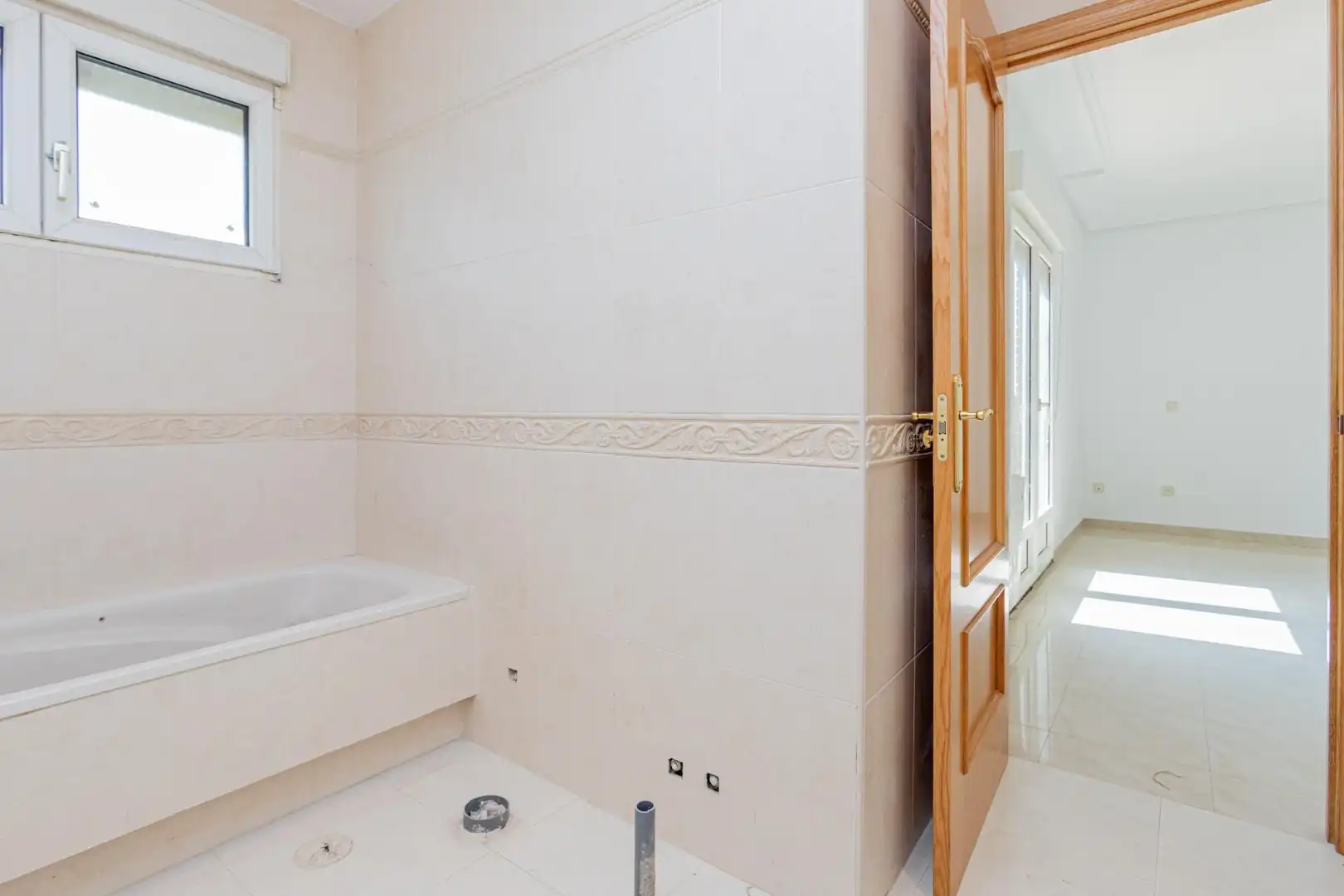 Baño de Casa o chalet en venta en Colmenar Viejo con Calefacción, Jardín privado y Terraza
