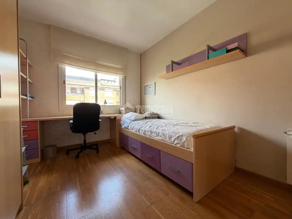 Habitación de Piso en venta en Badalona con Aire acondicionado, Trastero y Balcón