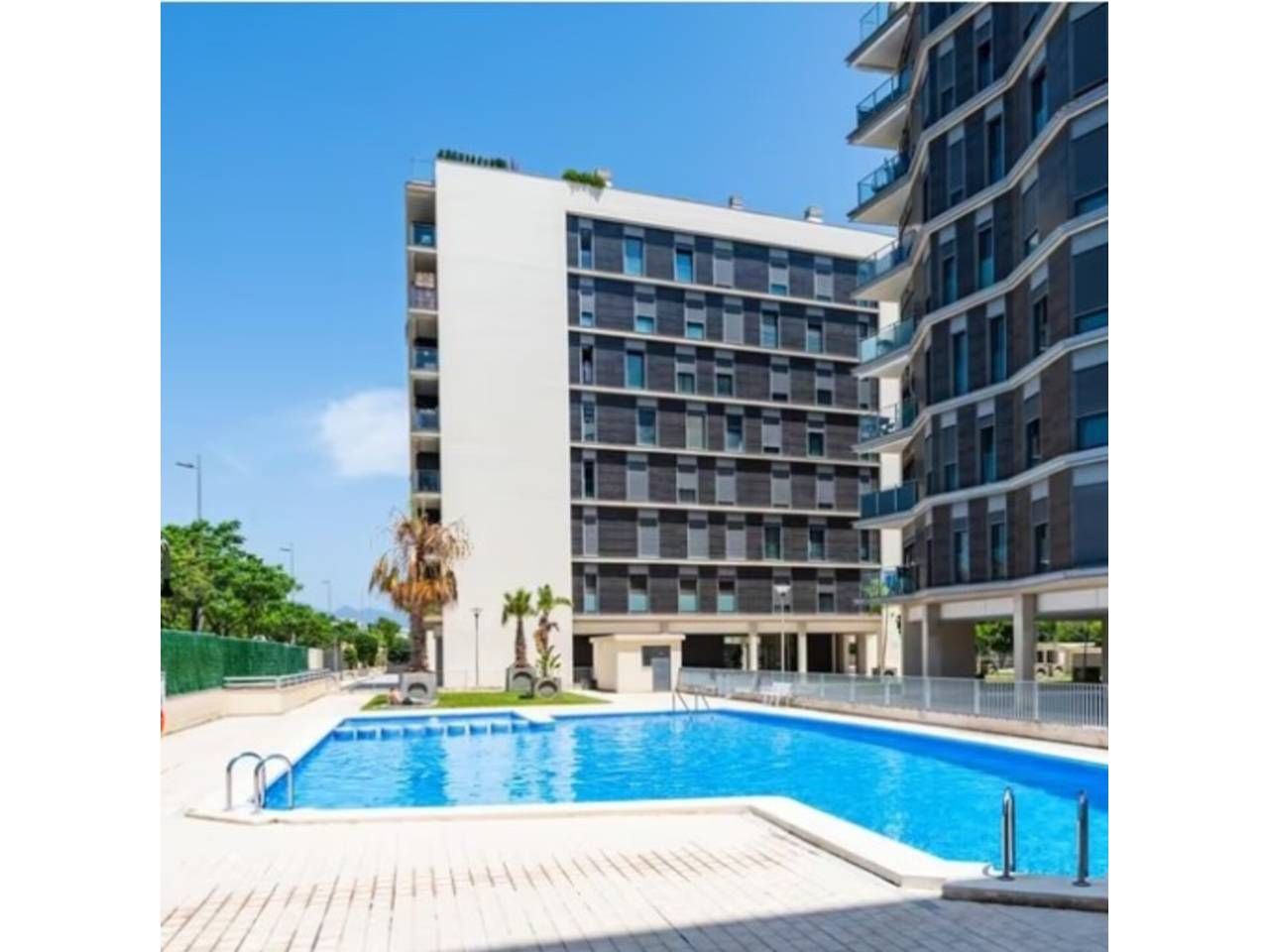 Swimming pool of Apartment for sale in Castellón de la Plana / Castelló de la Plana  with Air Conditioner, Heating and Parquet flooring