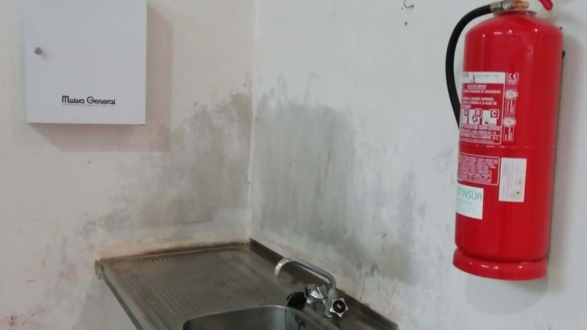 Bany de Nau industrial en venda en Biar