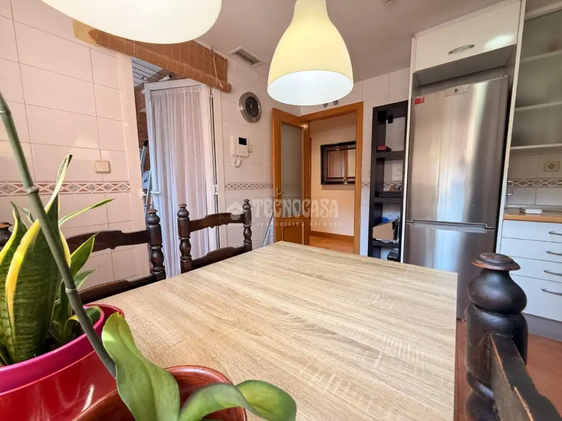 Dining room of Flat for sale in Madrid  with Heating, Private garden and Parquet flooring